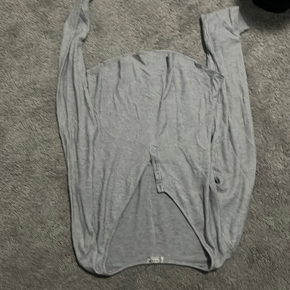 Free People gray long sleeve never worn great condition cute striped with button